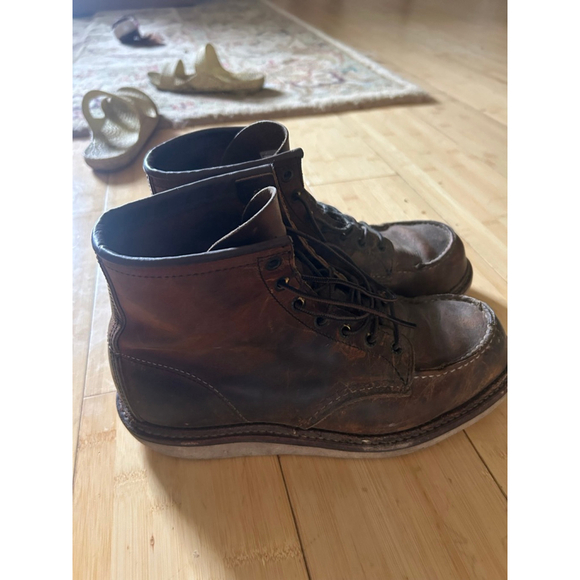 Redwing boots size 8.5 main image 4
